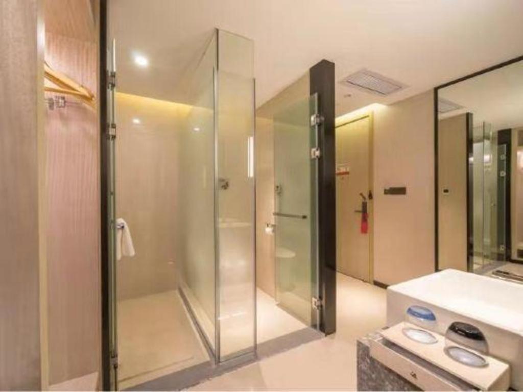 Echarm Hotel Yangjiang Baili Plaza Εξωτερικό φωτογραφία