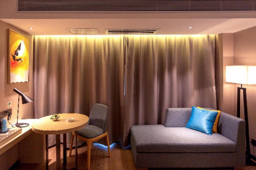 Echarm Hotel Yangjiang Baili Plaza Εξωτερικό φωτογραφία