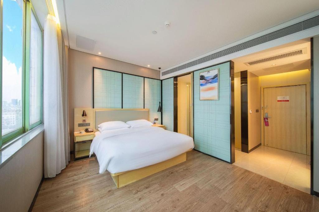 Echarm Hotel Yangjiang Baili Plaza Εξωτερικό φωτογραφία